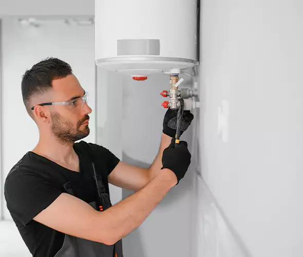 Expert Plumber for Water Heater Expansion Tank Installation in Brooklyn, NY